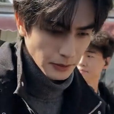 让我们 形影不离