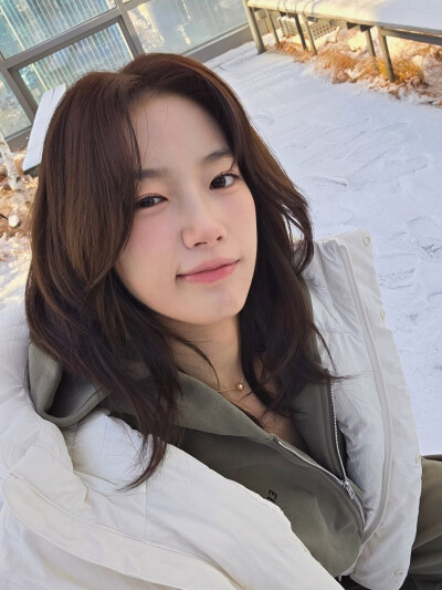 好萌一只萨摩耶