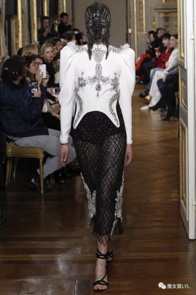 SPRING 2017 COUTURE2017春季高定系列走秀