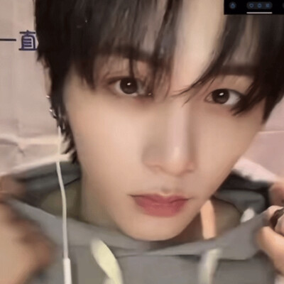 感觉自己好呆萌呀