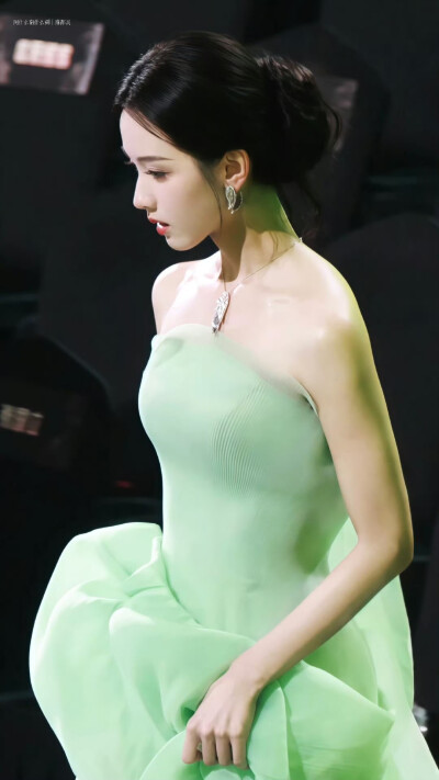 cr.阿什么南什么刻