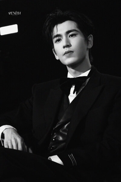 cr.ZENITH丨天穹·张凌赫