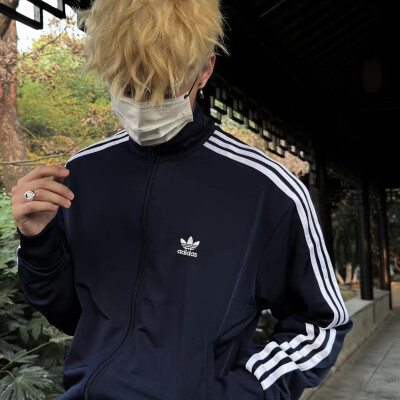 男生头像
请不要后悔与我相遇