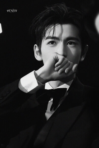 cr.ZENITH丨天穹·张凌赫