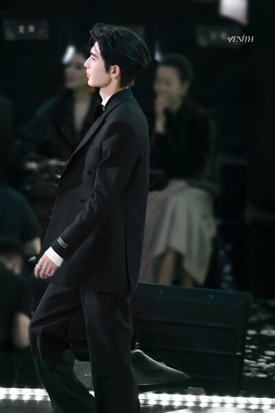 cr.ZENITH丨天穹·张凌赫