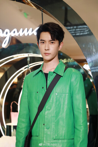 于朦胧 · 2021.10.15｜上海 菲拉格慕品牌活动
©图源水印