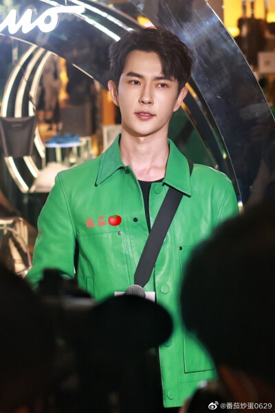 于朦胧 · 2021.10.15｜上海 菲拉格慕品牌活动
©图源水印