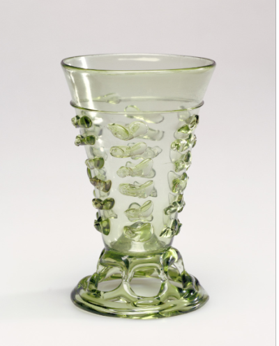 ▲ 德国玻璃杯（1500-1550）现藏于洛杉矶盖蒂中心