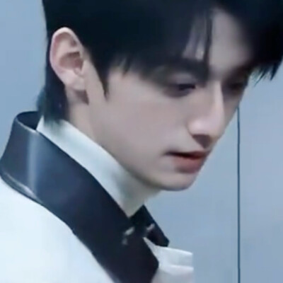 谁会喜欢胆小鬼