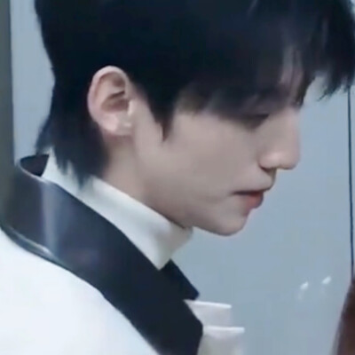 谁会喜欢胆小鬼