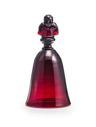 ▲ 金红宝石“干杯”（17世纪）约翰·昆克尔 作现藏于柏林市立博物馆