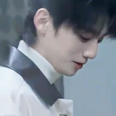 谁会喜欢胆小鬼