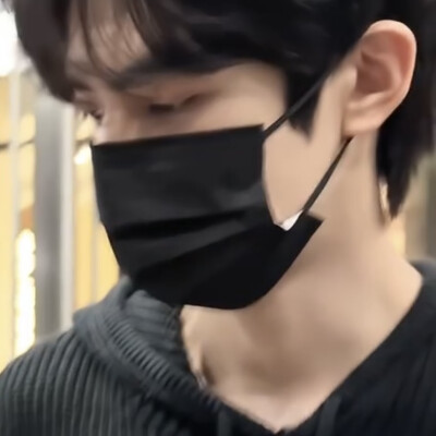 我可太喜欢这个黑口罩了