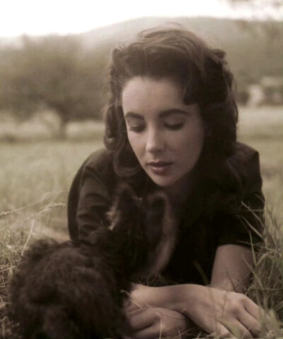 Elizabeth Taylor ​​​