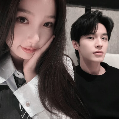 双轨
虞书欣·何与