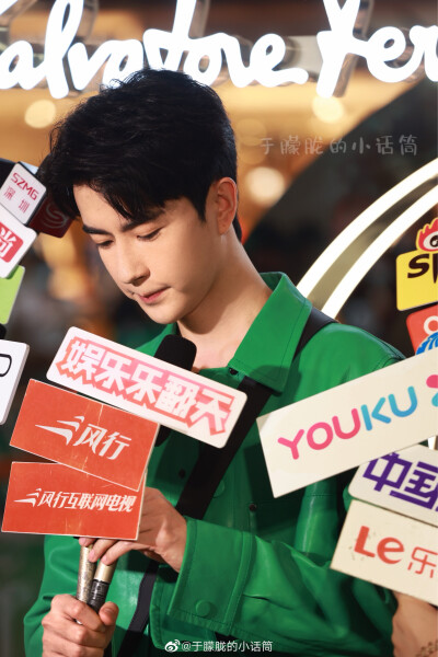 于朦胧 · 2021.10.15｜上海 菲拉格慕品牌活动
©图源水印