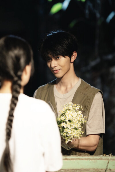 野火烧过的春天 向天涯