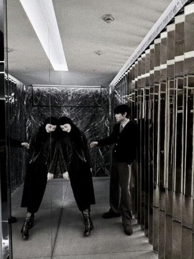 251219
skuukzky ins更新泰亨相关