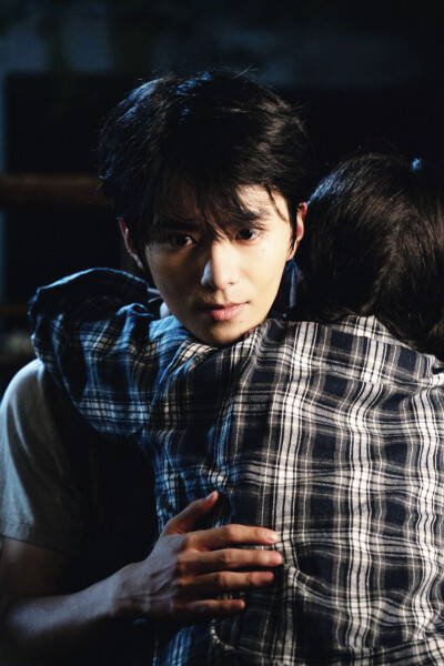 野火烧过的春天 向天涯