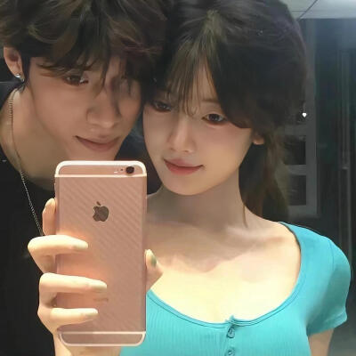 情侣头像·图源微博