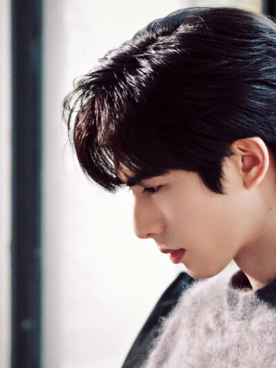 - 林屿森 / 宋威龙 。
#骄阳似我# ​​​