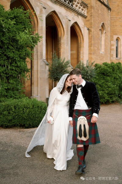 2025年6月 英国林赛伯爵长子威廉 x 拉特兰公爵长女维奥莱特婚礼