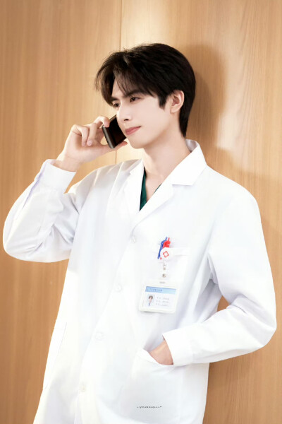 - 林屿森 / 宋威龙 。
#骄阳似我# ​​​