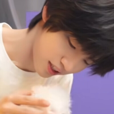 小妹妹你这是…