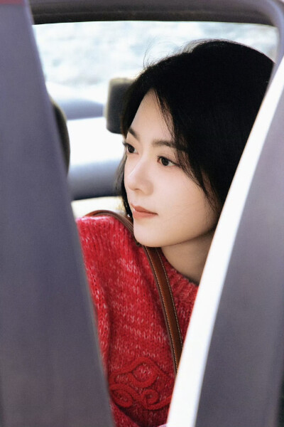 赵今麦 / 聂曦光
·#骄阳似我# ​​​