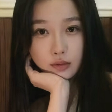 主播最近谈恋爱了哼