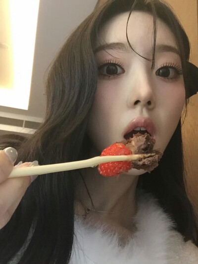 kiiikiii leesol李守彬