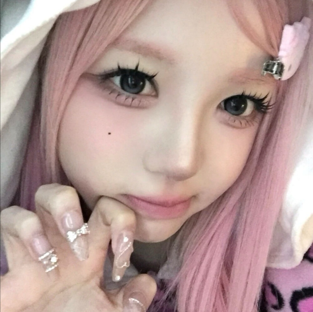 这是千早爱音你们快点赞啊