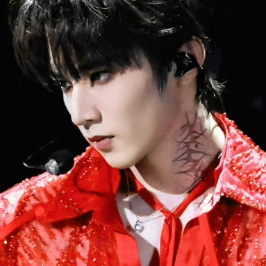 她笑他是个假rapper