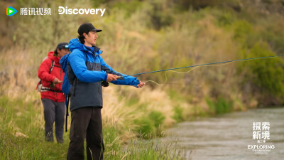 YIBO-OFFICIAL：
#王一博真的很爱钓鱼#
在溪流与岩壁间体会着两种收获：一种是自然馈赠的惊喜，一种是最终登顶的满足。@UNIQ-王一博
腾讯视频#探索新境# 第二季，正在播出。#探索新境2# ​​​