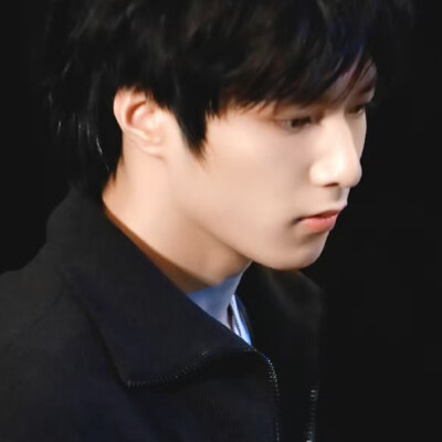 她笑他是个假rapper