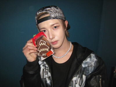 黄仁俊微博更新