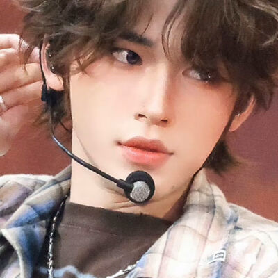 此男神来的吧！