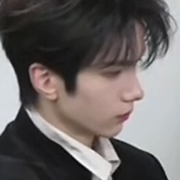 给闺蜜截了一组连连看。