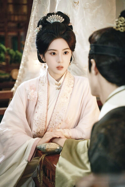 医女古穿今，夫人她医术满级 盛云姝