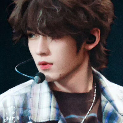 此男神来的吧！