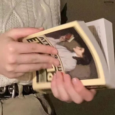 女生套图
图源网络