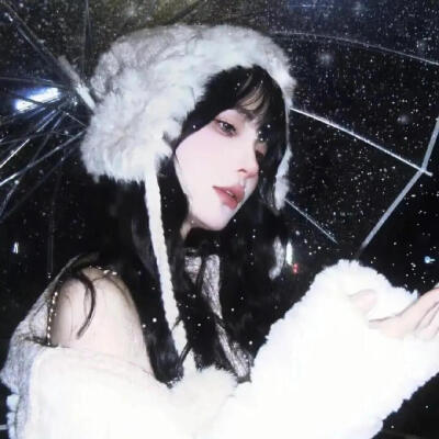 ❤️巴卡茶旅❤️＃生命力女生头像 ​​​＃Wechat氛围感女头＃夏日头像＃自由感＃自然系＃蝴蝶女孩头像＃艺术感头像＃胶片感头像＃复古＃棕色系