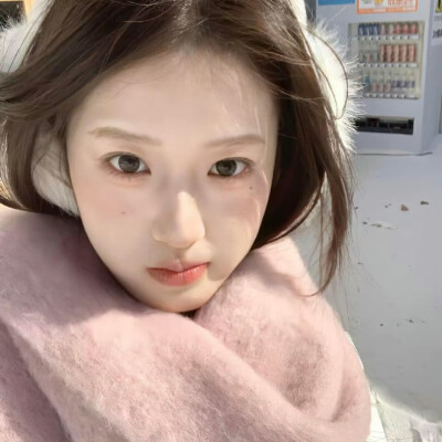 ❤️巴卡茶旅❤️＃生命力女生头像 ​​​＃Wechat氛围感女头＃夏日头像＃自由感＃自然系＃蝴蝶女孩头像＃艺术感头像＃胶片感头像＃复古＃棕色系