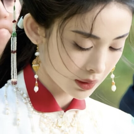 所有人打开芒果tv看玉茗茶骨