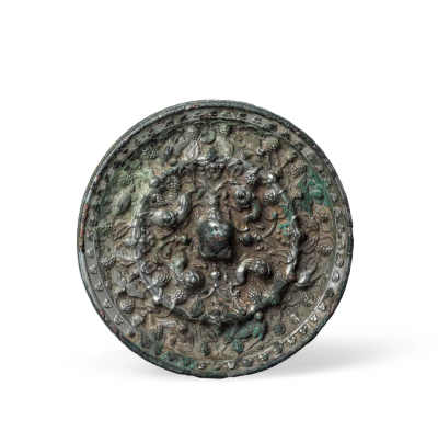 唐代 海兽葡萄纹铜镜天水市博物馆藏