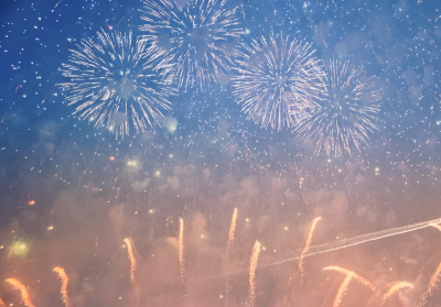 电脑壁纸
图片来自网络，侵删