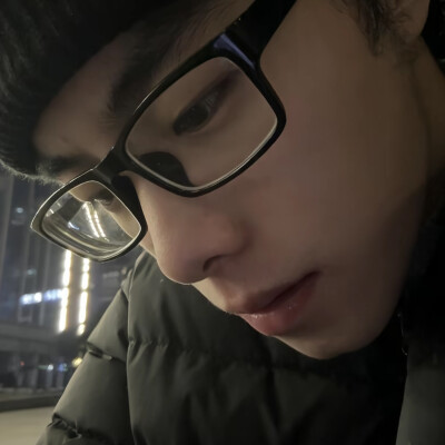 头像丨男头 容易掉眼泪也是你的可爱之处