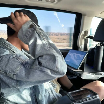 头像丨男头 容易掉眼泪也是你的可爱之处