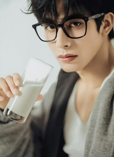  骄阳似我 ​​​