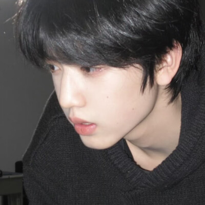 女孩子搜刮微博中